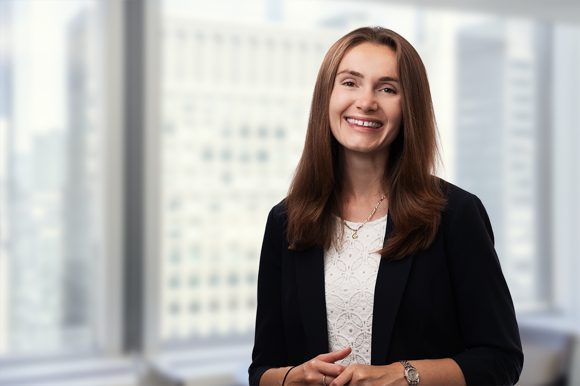 Lauren Marshall bio image
